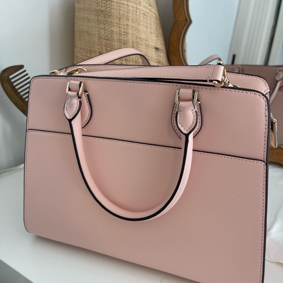 Kate Spade Pink Purse - Picture 2 of 8